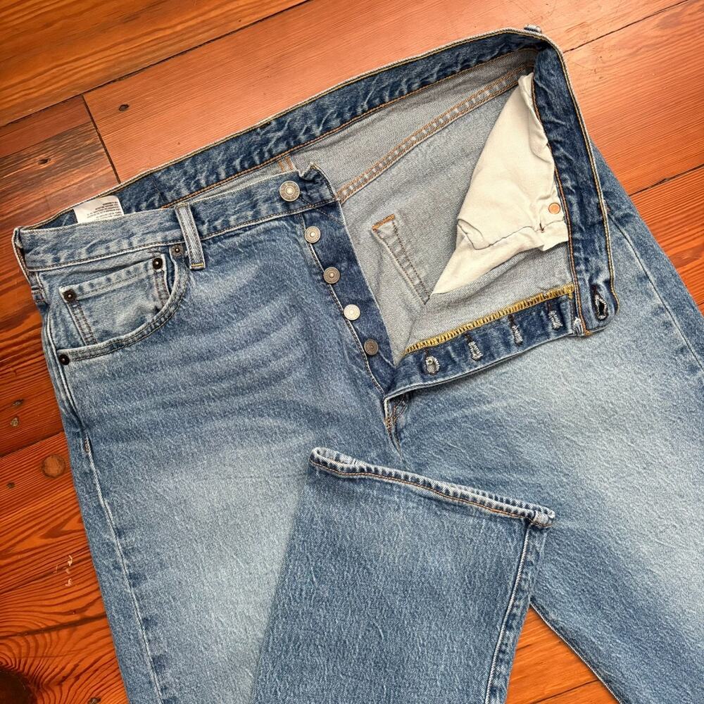 Levi’s 501xx Jeans Men’s Size 36x31 Blue Original Straight Denim Button Fly